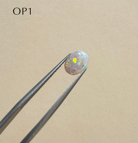 Gemstone Onda Ring